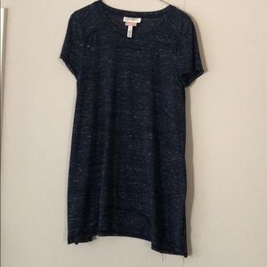 Jessica Simpson nursing top